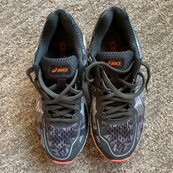 Women’s ASICS GEL - Kayano 22 Running Shoe - Picture 4 of 6